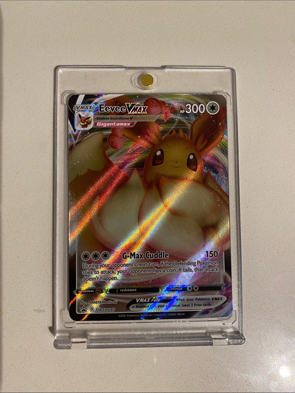 2021 Eevee VMAX holographic Pokémon Card - Multicolor